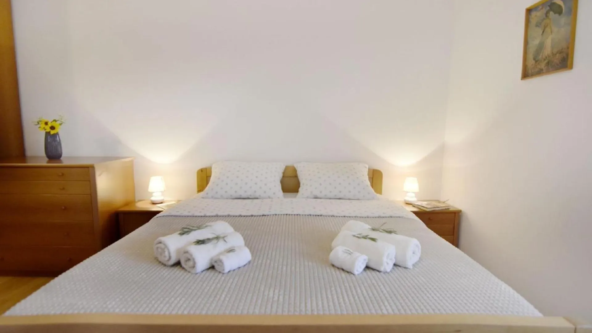Apartamento Grosse Wohnung In Babici Mit Garten Und Terrasse Umago