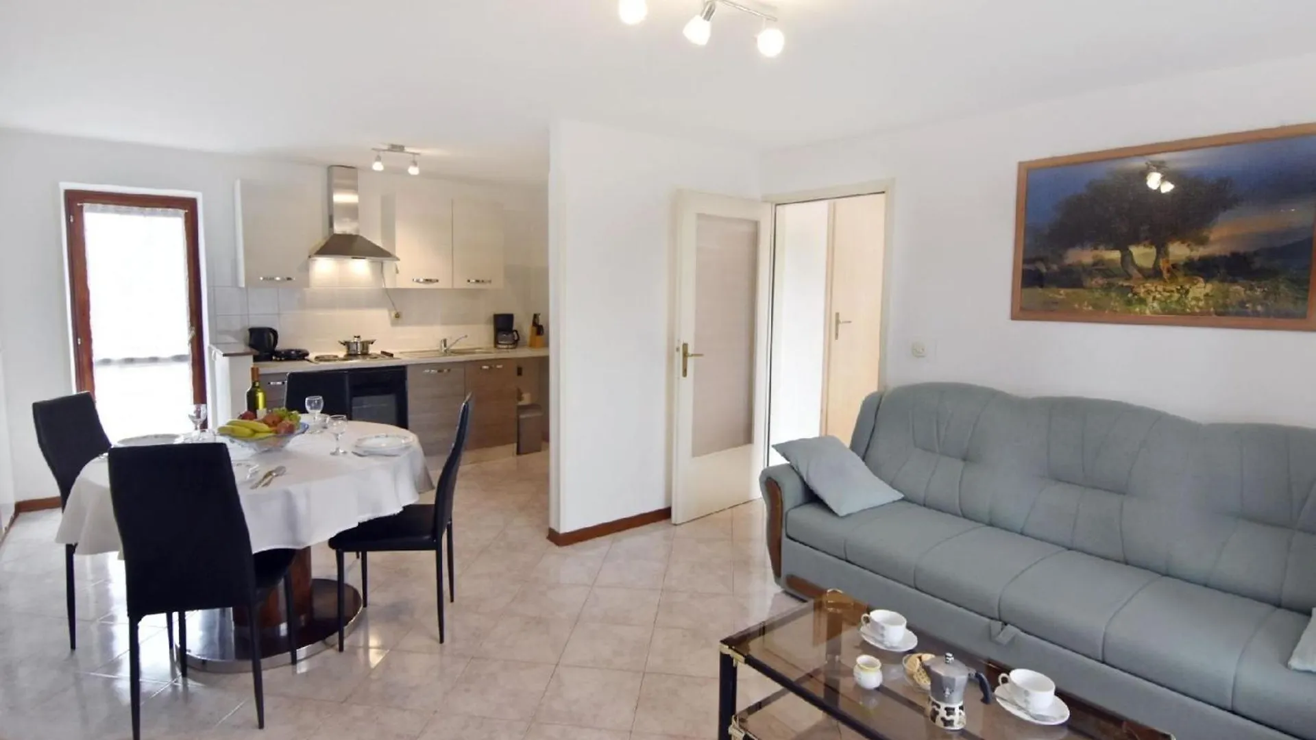 Apartamento Grosse Wohnung In Babici Mit Garten Und Terrasse Umago Croácia