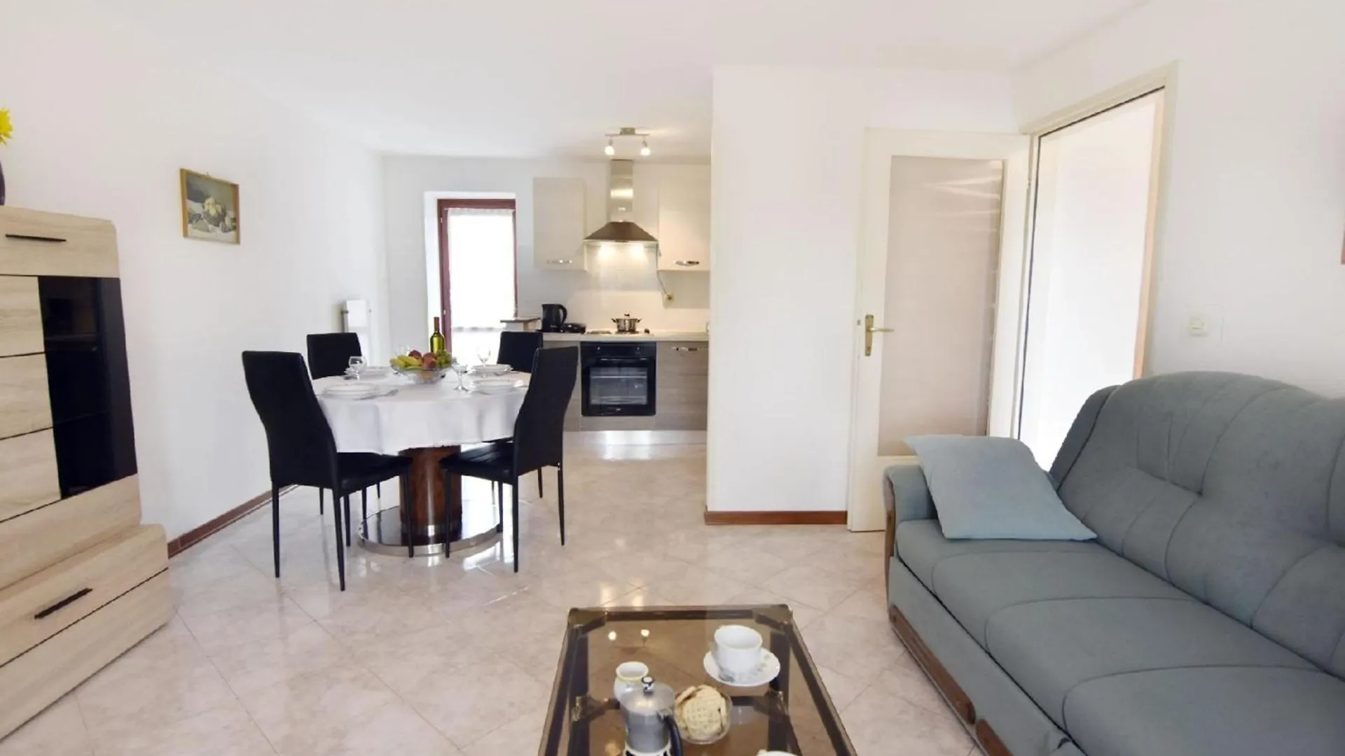 Grosse Wohnung In Babici Mit Garten Und Terrasse Umago Apartamento